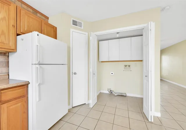 5th image of 250 El Dorado Blvd #138, Webster, TX 77598 | MLS# 8367418