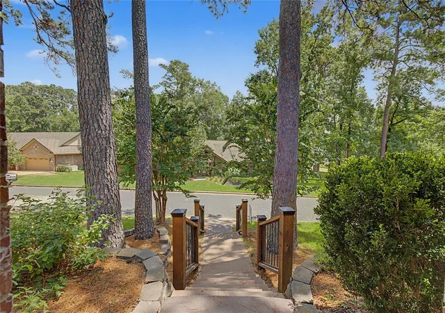 Photo 3 of Single family home for sale at 603 Hillcrest Dr, Huntsville, TX 77340 | MLS# 88696185 | Listing updated on 2026-08-29