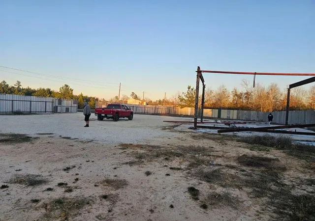 3rd image of 728 County Road 3554, Cleveland, TX 77327 | MLS# 64288007