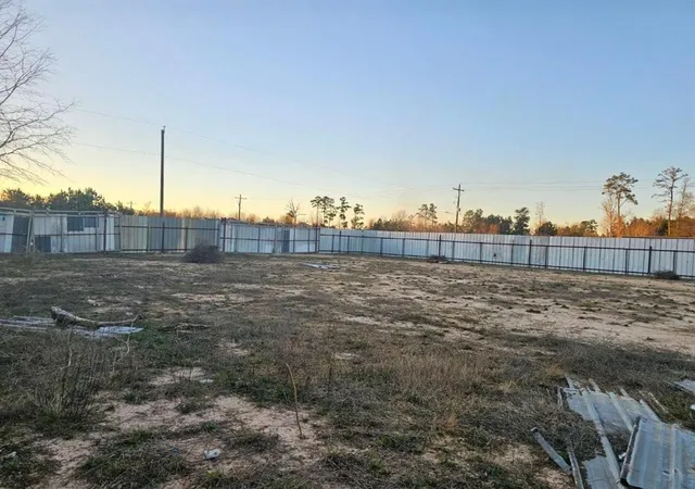 5th image of 728 County Road 3554, Cleveland, TX 77327 | MLS# 64288007