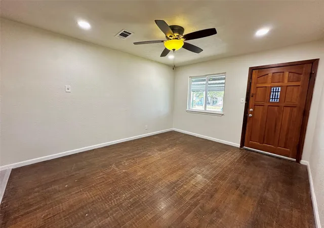 2nd image of 9434 Fairland Dr, Houston, TX 77051 | MLS# 28569728