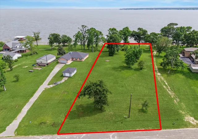 3rd image of Tbd Emerald Ln, Onalaska, TX 77360 | MLS# 77292334