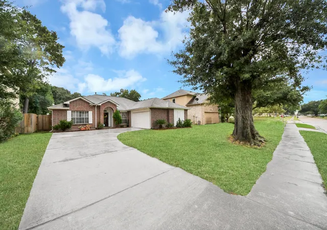 Photo 3 of Single family home for sale at 16131 Cypress Valley Dr, Cypress, TX 77429 | MLS# 49651088 | Listing updated on 2026-09-16