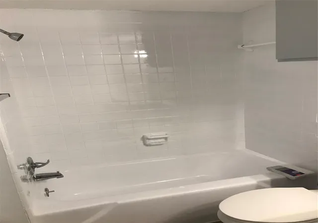 12th image of 4631 Wild Indigo St #560, Houston, TX 77027 | MLS# 10736597