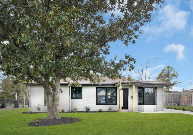 1st image of 4331 Herridge St, Houston, TX 77022 | MLS# 45158963