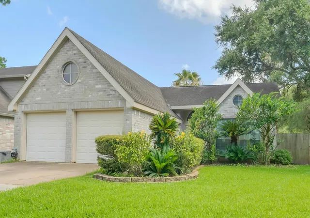 2nd image of 4402 Treasure Trail, Sugar Land, TX 77479 | MLS# 52645775