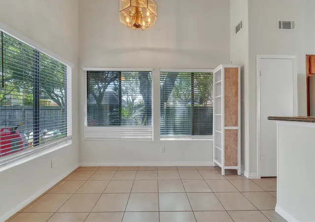 5th image of 4402 Treasure Trail, Sugar Land, TX 77479 | MLS# 52645775