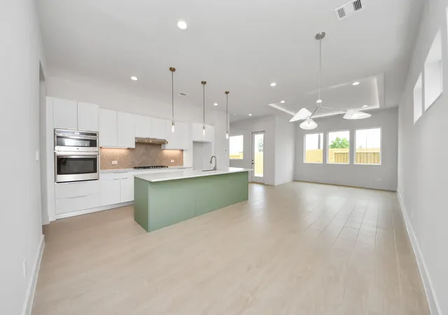 4th image of 3003A Ventas Dr, Houston, TX 77047 | MLS# 72920356
