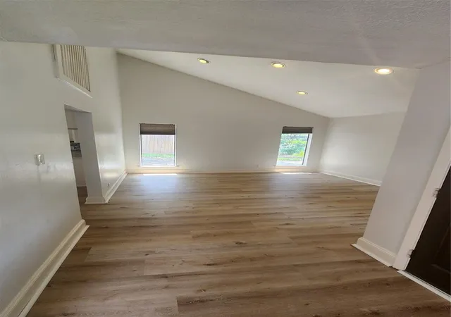 5th image of 2127 Manor Green Dr, Houston, TX 77077 | MLS# 96252909