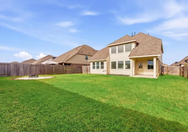 30th image of 14146 Little River Dr, Baytown, TX 77523 | MLS# 68840186