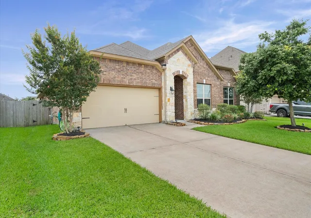 3rd image of 6205 Lakewood Ct, League City, TX 77573 | MLS# 46290115