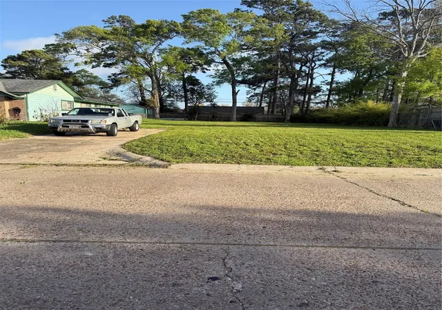 Photo 3 of Land for sale at 6211 Guadalupe St, Houston, TX 77016 | MLS# 9993013 | Listing updated on 2026-09-01