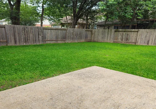 Homes for sale in Conroe, TX | 42 Drifting Shadows Cir, Conroe, TX 77385 | MLS# 57716430