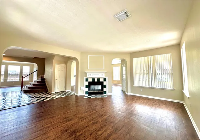 Photo 4 of Single family home for sale at 8303 Cliffshire Ct, Houston, TX 77083 | MLS# 37189308 | Listing updated on 2026-09-13