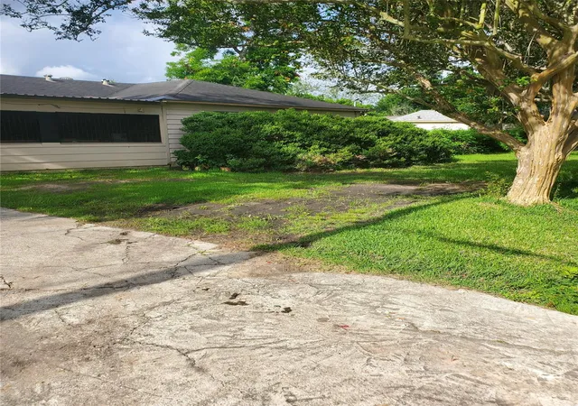36th image of 8038 Talton St St, Houston, TX 77028 | MLS# 80943699