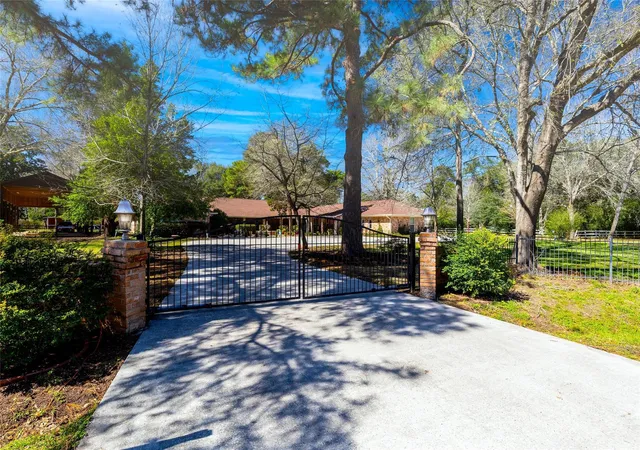 Photo 2 of Single family home for sale at 18926 Wildrose Ln, Tomball, TX 77377 | MLS# 33622105 | Listing updated on 2026-09-06
