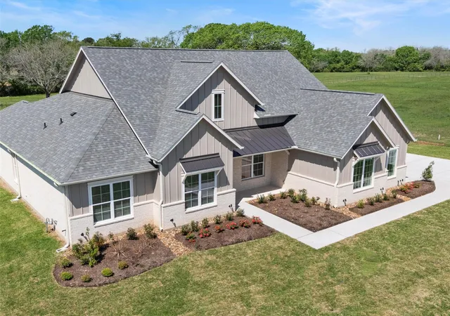 4th image of 226 Hydrangea Dr, Smithville, TX 78957 | MLS# 45208229