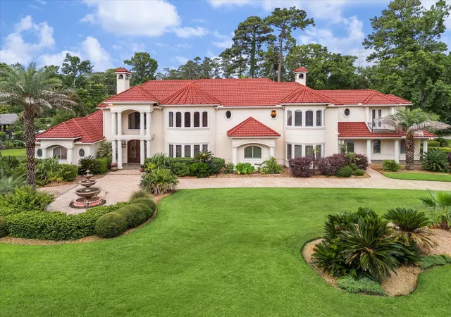 Homes for sale in Kingwood, TX | 6 Kings Lake Estates Blvd, Kingwood, TX 77346 | MLS# 92198483