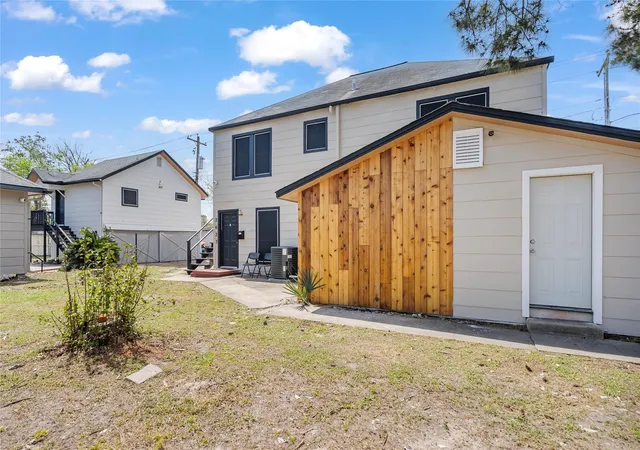2nd image of 2633 W Main St, Baytown, TX 77520 | MLS# 71762656