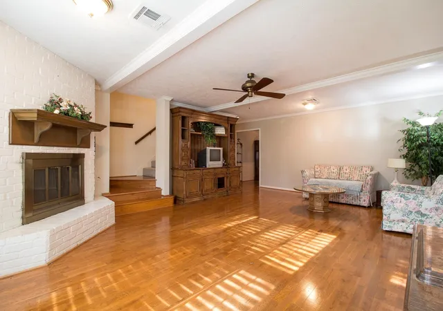 Photo 4 of Sale Pending at 17815 Comoro Ln, Spring, TX 77379 | MLS# 64843041 | Listing updated on 2026-09-19
