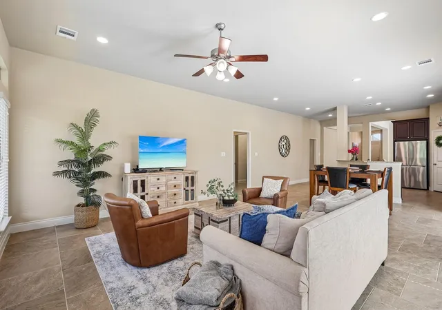 5th image of 2336 Redwood Ridge Trl, Manvel, TX 77578 | MLS# 54658386
