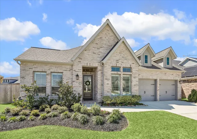 Photo 1 of Single family home for sale at 20615 Strider Gate Ln, Tomball, TX 77377 | MLS# 32564677 | Listing updated on 2026-08-21