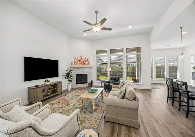 Photo 2 of Single family home for sale at 20615 Strider Gate Ln, Tomball, TX 77377 | MLS# 32564677 | Listing updated on 2026-08-21