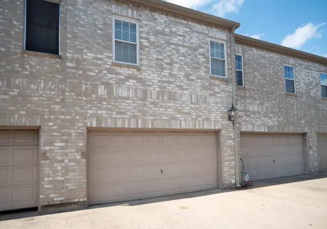 20th image of 3224 Holly Hall St #3224, Houston, TX 77054 | MLS# 77192194