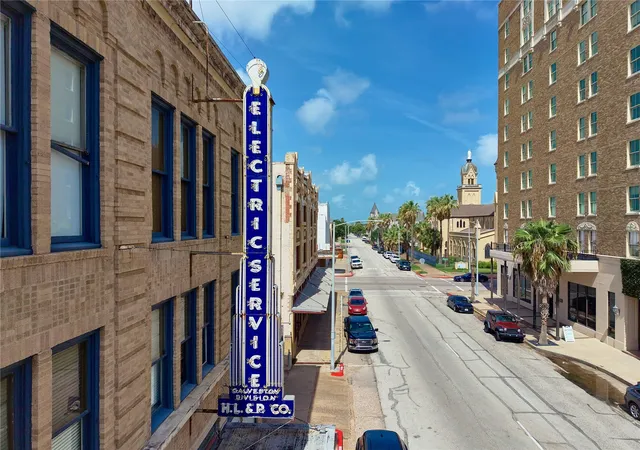 Photo 1 of Condo for sale at 2116 Church St #3B, Galveston, TX 77550 | MLS# 21560195 | Listing updated on 2026-08-01