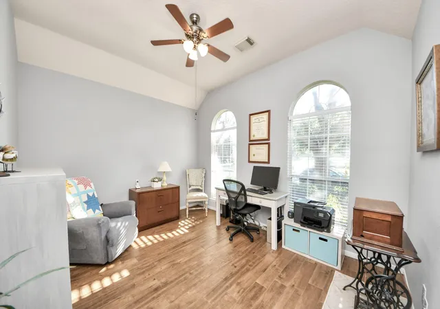 Photo 4 of Sale Pending at 2939 Walnut Knoll Way, Houston, TX 77084 | MLS# 71261782 | Listing updated on 2026-09-11