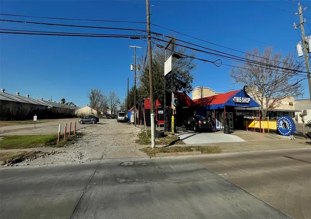 Photo 2 of Land for sale at 4920 W 34th Street, Houston, TX 77092 | MLS# 60186099 | Listing updated on 2026-06-18