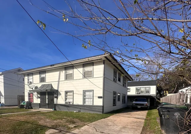 Photo 1 of Multi family home for sale at 5623 Barremore St #A B 1 2, Houston, TX 77023 | MLS# 51344578 | Listing updated on 2026-09-02