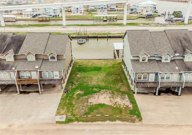 Photo 2 of Land for sale at 163 Boat Slip Rd, Matagorda, TX 77457 | MLS# 5233925 | Listing updated on 2026-06-29