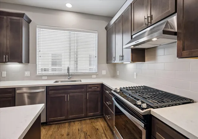 4th image of 323 Eado Park Cir, Houston, TX 77020 | MLS# 97774754