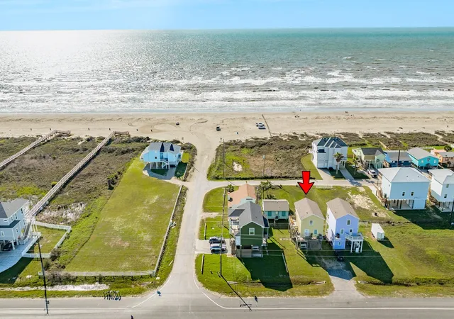 Photo 3 of Single family home for sale at 17405 Termini San Luis Pass Rd, Galveston, TX 77554 | MLS# 64406067 | Listing updated on 2026-08-29
