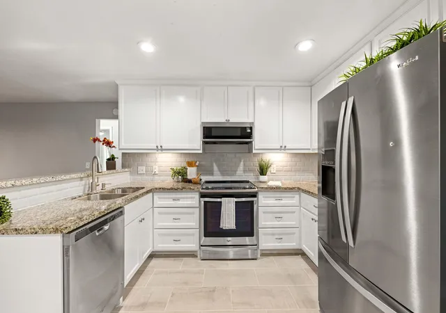 2nd image of 7630 Lady St, Houston, TX 77021 | MLS# 64013825