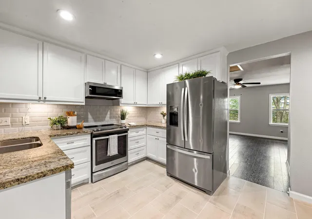 3rd image of 7630 Lady St, Houston, TX 77021 | MLS# 64013825