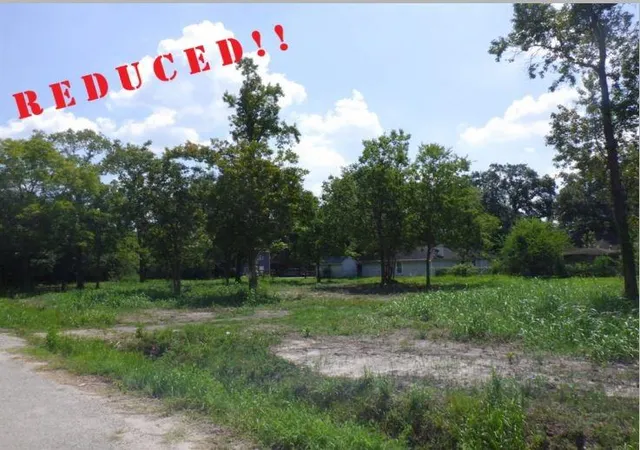 Photo 1 of Land for sale at 0 Leago St, Houston, TX 77022 | MLS# 38076099 | Listing updated on 2026-08-17