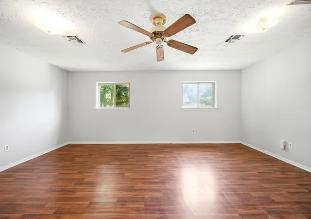 5th image of 23303 Berry Pine Dr, Spring, TX 77373 | MLS# 97775158