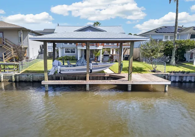 Photo 2 of Single family home for sale at 615 Warsaw St, Bayou Vista, TX 77563 | MLS# 5598473 | Listing updated on 2026-08-26