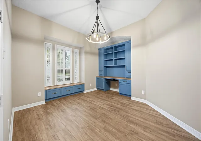 4th image of 14003 Southern Spring Ln, Houston, TX 77044 | MLS# 31264947