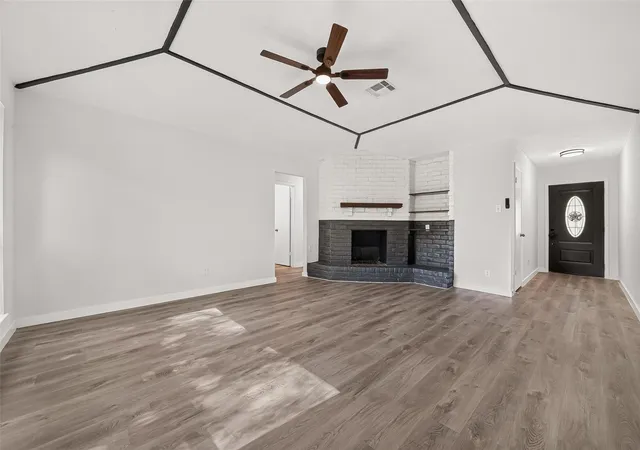 Photo 3 of Sale Pending at 13722 New Village Ln, Sugar Land, TX 77498 | MLS# 65122071 | Listing updated on 2026-09-24