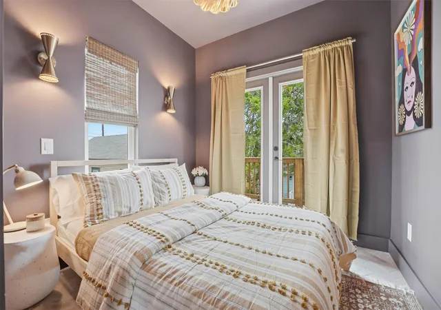 Photo 3 of Single family home for sale at 2622 Ave M 1/2, Galveston, TX 77550 | MLS# 51655388 | Listing updated on 2026-04-17