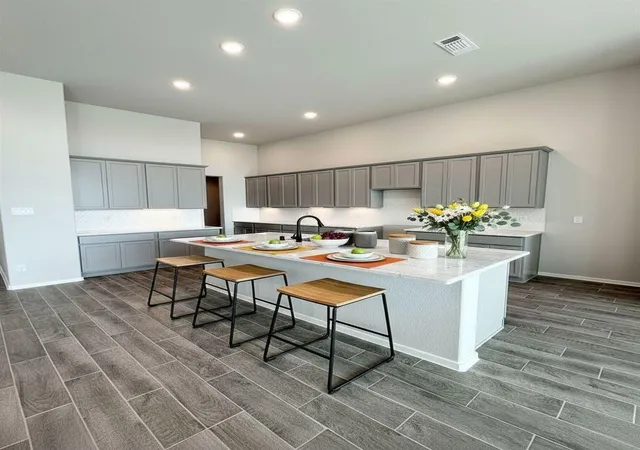Photo 4 of Single family home for sale at 2502 Shallow Lake Ln, Rosharon, TX 77583 | MLS# 55930887 | Listing updated on 2026-09-12