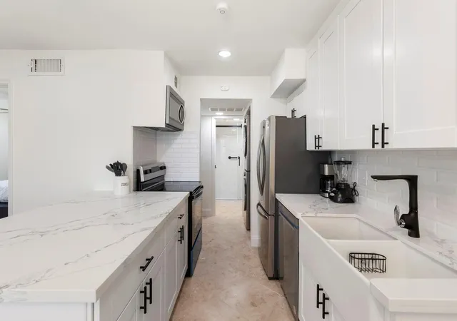 Townhouse for sale at 2750 Holly Hall St #1111, Houston, TX 77054 | MLS# 61513790