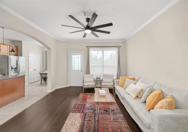 3rd image of 911 Fish Creek Dr, Katy, TX 77450 | MLS# 23952068