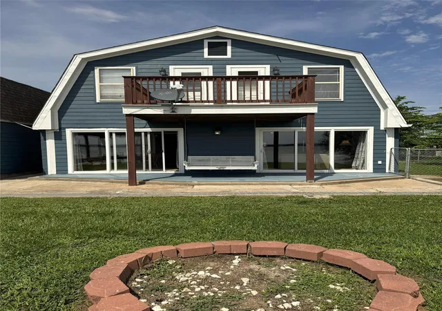 2nd image of 398 Lakeshore S, Onalaska, TX 77360 | MLS# 72250924