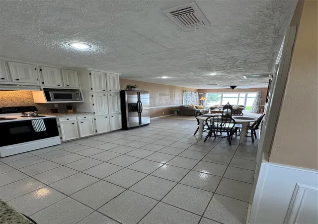 50th image of 398 Lakeshore S, Onalaska, TX 77360 | MLS# 72250924