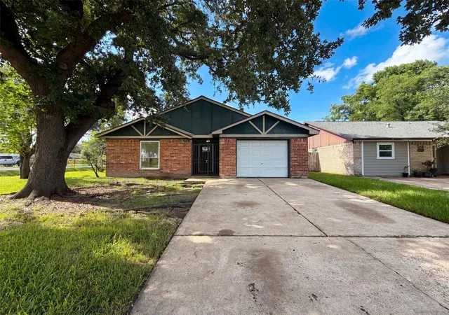 Photo 1 of Single family home for sale at 703 Midland Ct, Houston, TX 77060 | MLS# 27389130 | Listing updated on 2026-09-15