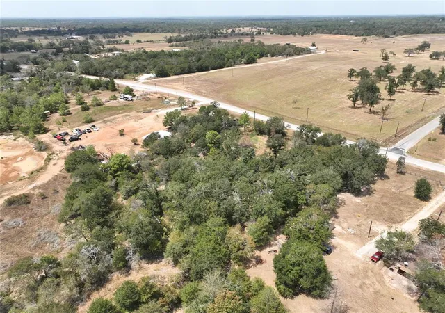 4th image of 32687 Fm 1736 Rd, Hempstead, TX 77445 | MLS# 24549720
